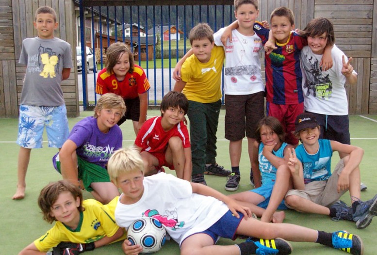 Gemeinsamer Spaß bei Fußballturnieren