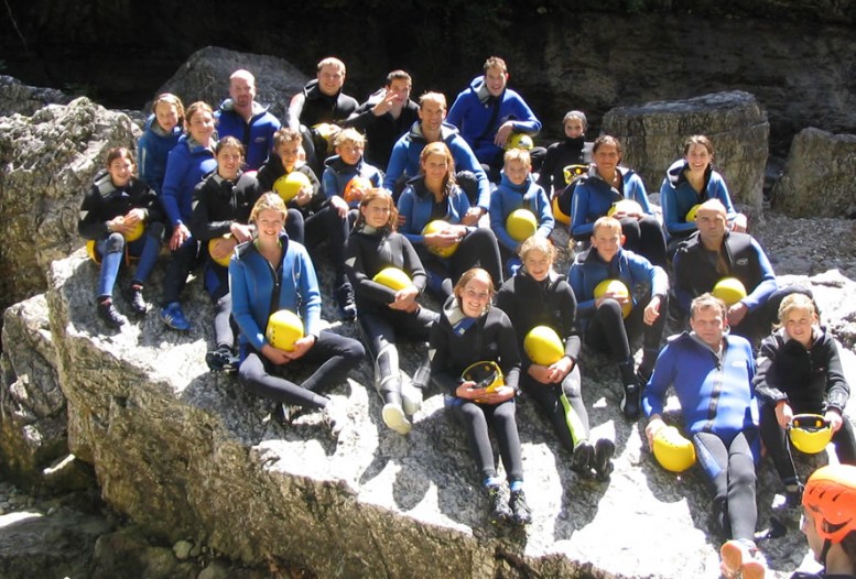 Gruppe beim Canyoning