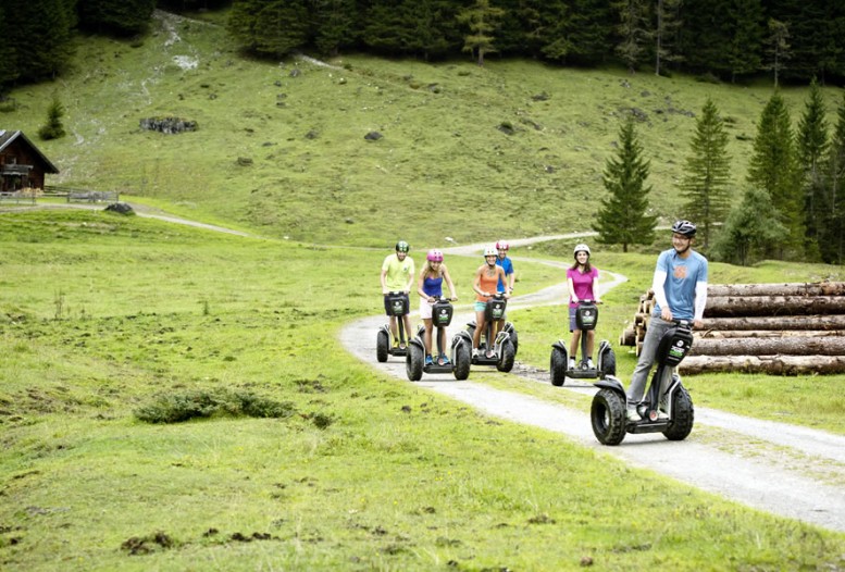 Segway fahren im Almgebiet in Flachau